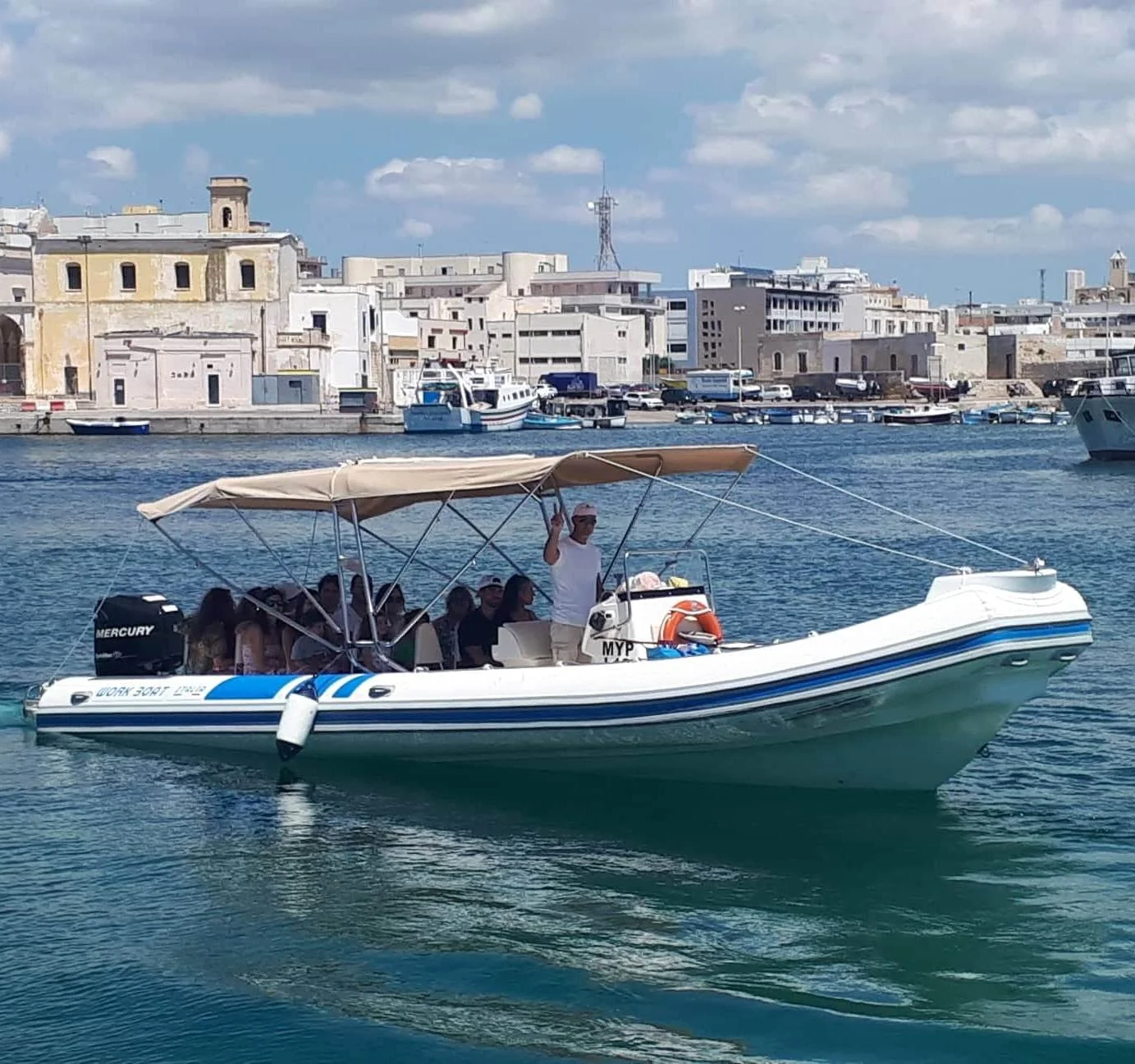 Gommone veloce Sea Tour Gallipoli tour Porto Selvaggio costa nord